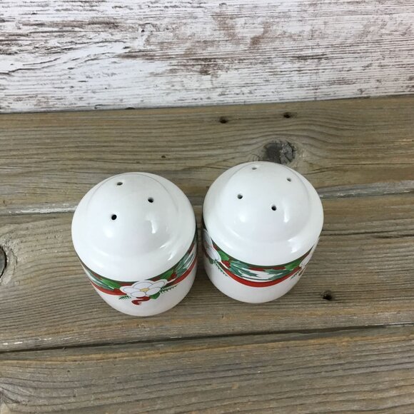 Vintage Pfaltzgraff Yuletide Salt & Pepper Shakers Red Bow Floral Holiday Design - Picture 4 of 6